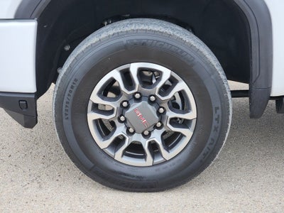 2023 GMC Sierra 2500HD 4WD Crew Cab Standard Bed AT4