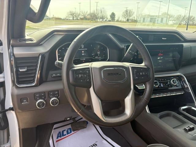 2024 GMC Sierra 2500HD 4WD Crew Cab Standard Bed Denali
