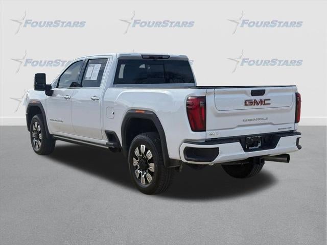 2024 GMC Sierra 2500HD 4WD Crew Cab Standard Bed Denali