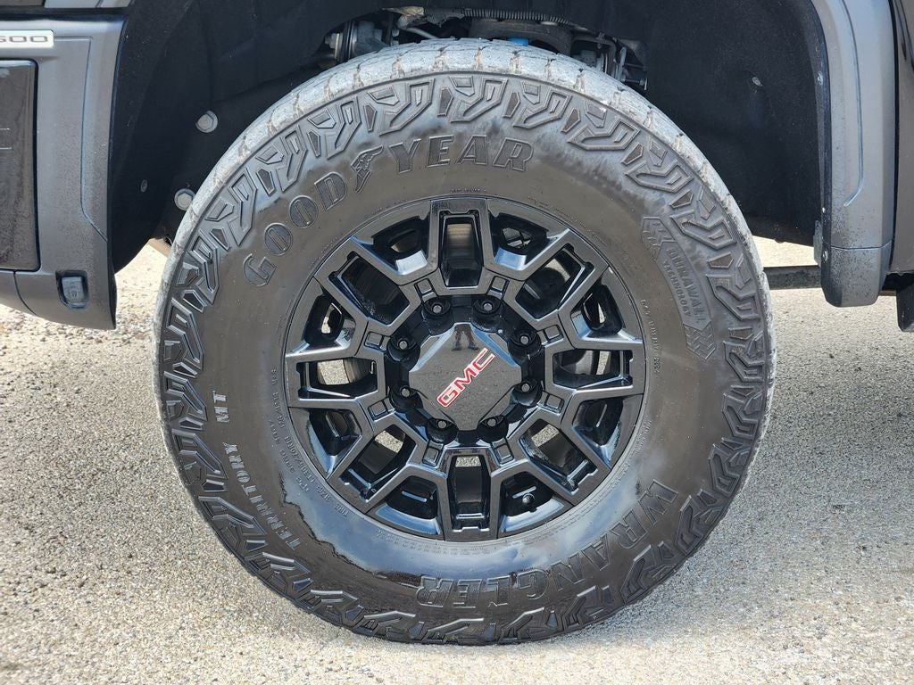 2024 GMC Sierra 2500HD 4WD Crew Cab Standard Bed AT4X
