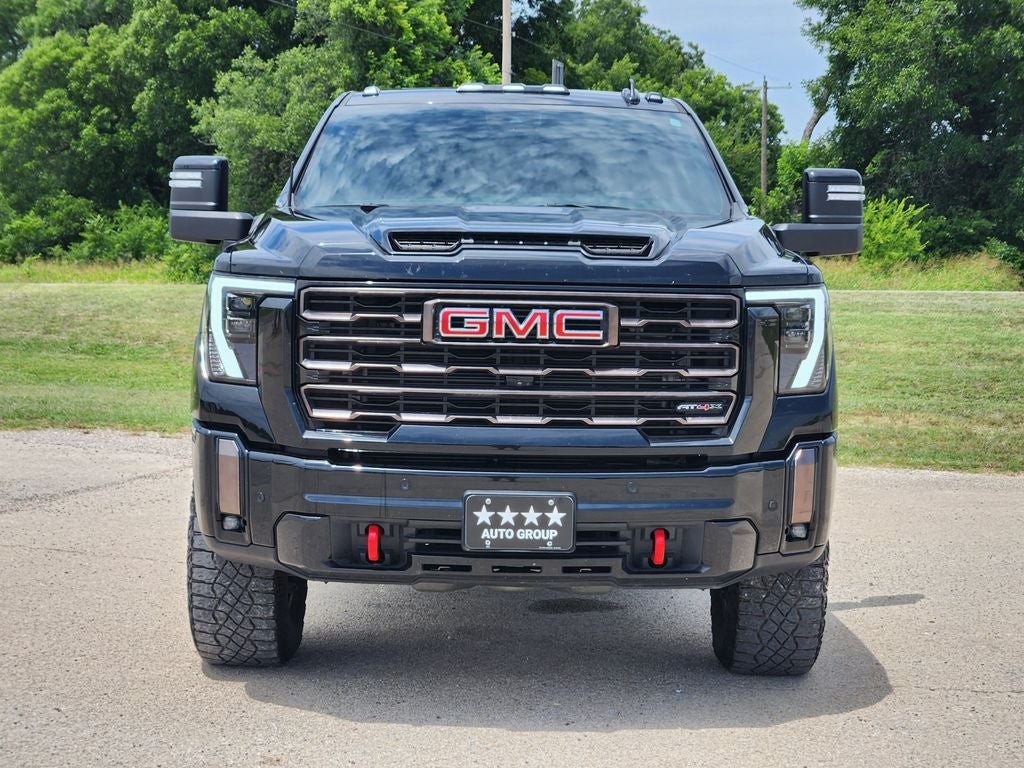 2024 GMC Sierra 2500HD 4WD Crew Cab Standard Bed AT4X