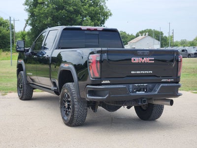 2024 GMC Sierra 2500HD 4WD Crew Cab Standard Bed AT4X