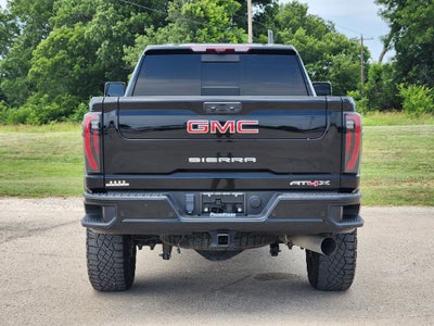 2024 GMC Sierra 2500HD 4WD Crew Cab Standard Bed AT4X