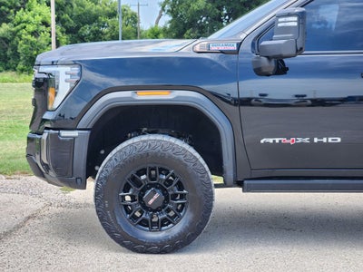 2024 GMC Sierra 2500HD 4WD Crew Cab Standard Bed AT4X