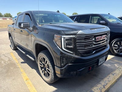 2024 GMC Sierra 1500 4WD Crew Cab Short Box AT4
