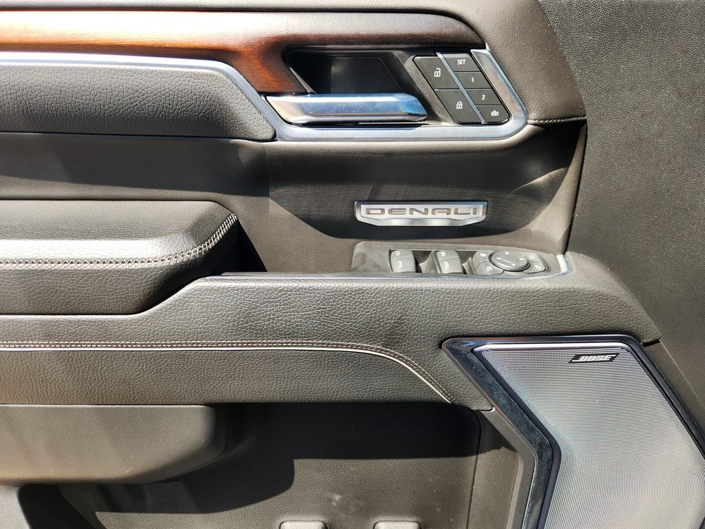2024 GMC Sierra 1500 4WD Crew Cab Short Box Denali