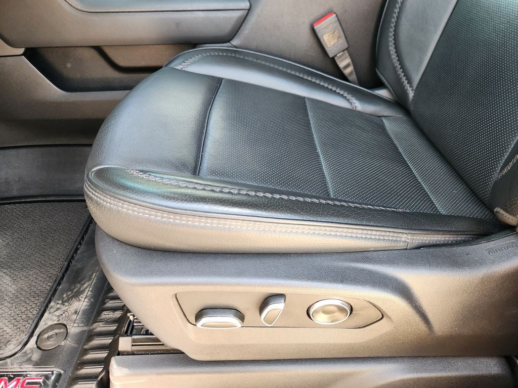2024 GMC Sierra 1500 4WD Crew Cab Short Box Denali