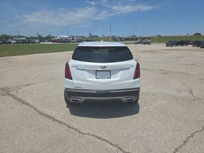 2022 Cadillac XT5 FWD Premium Luxury