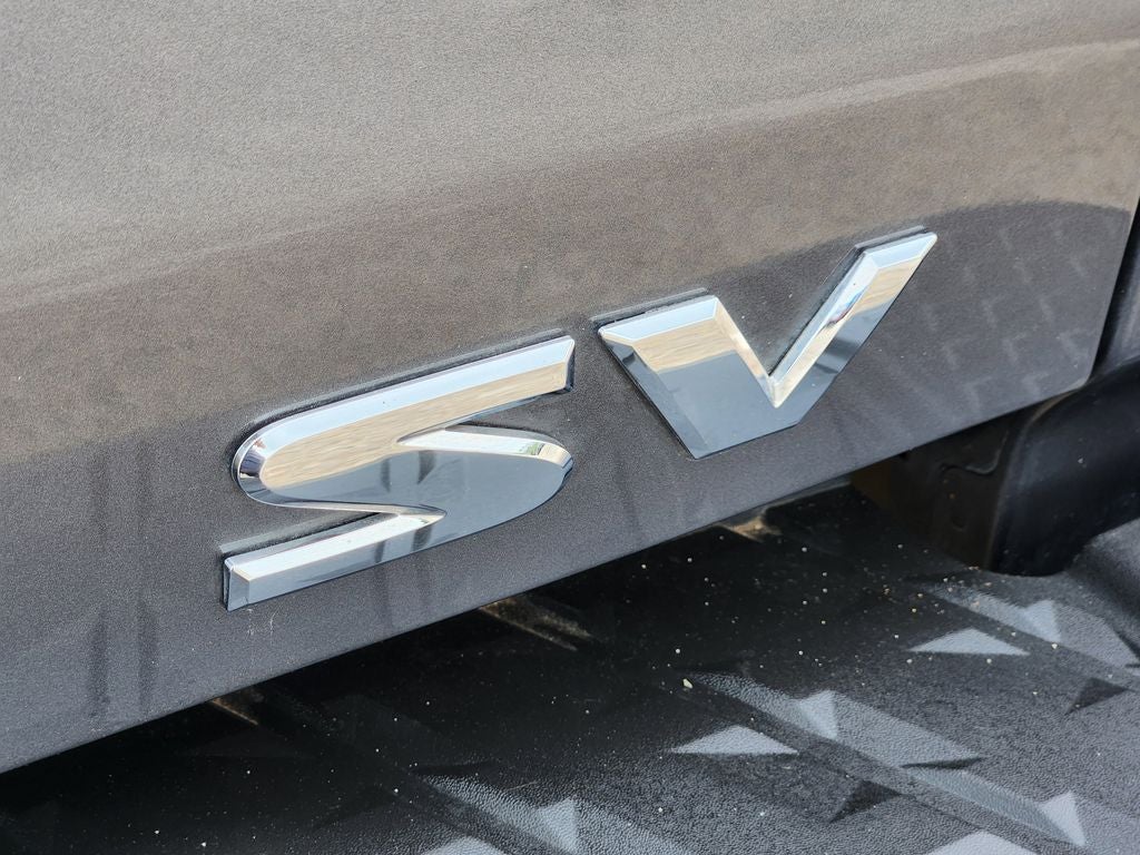 2024 Nissan TITAN Crew Cab SV 4x2