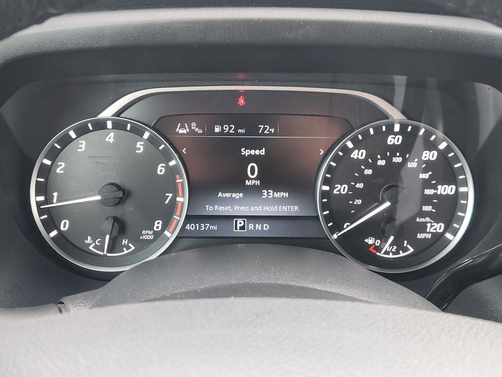 2024 Nissan TITAN Crew Cab SV 4x2