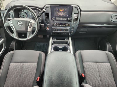 2024 Nissan TITAN Crew Cab SV 4x2