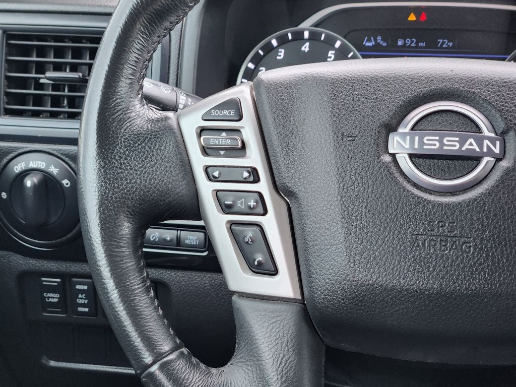2024 Nissan TITAN Crew Cab SV 4x2