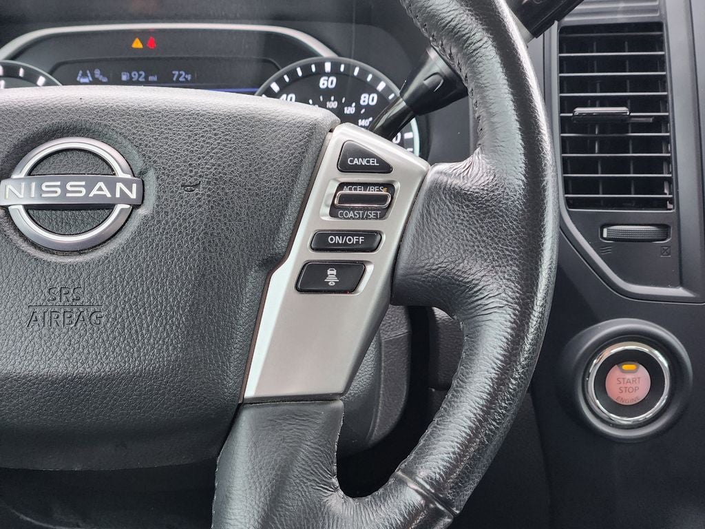 2024 Nissan TITAN Crew Cab SV 4x2