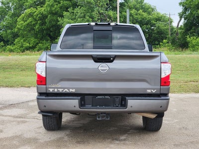 2024 Nissan TITAN Crew Cab SV 4x2