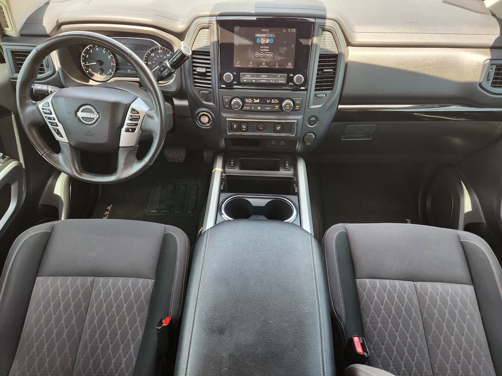 2024 Nissan TITAN Crew Cab SV 4x2