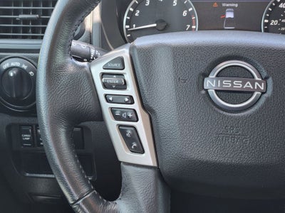 2024 Nissan TITAN Crew Cab SV 4x2