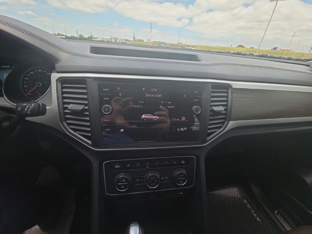 2021 Volkswagen Atlas 3.6L V6 SE w/Technology