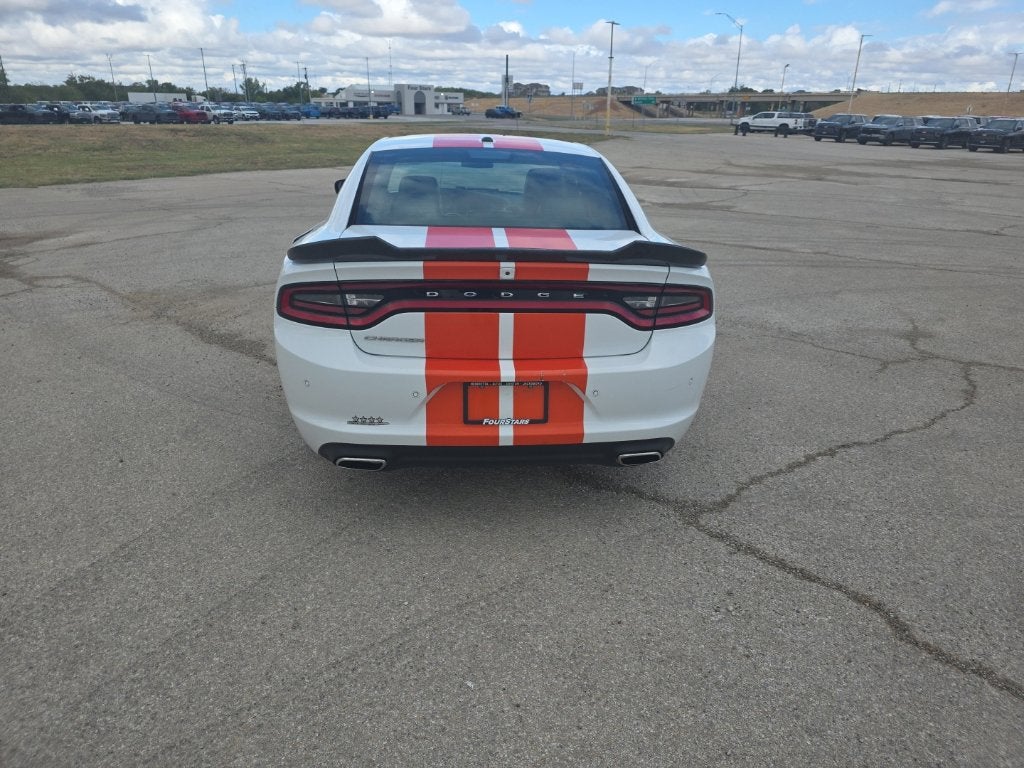 2021 Dodge Charger SXT RWD