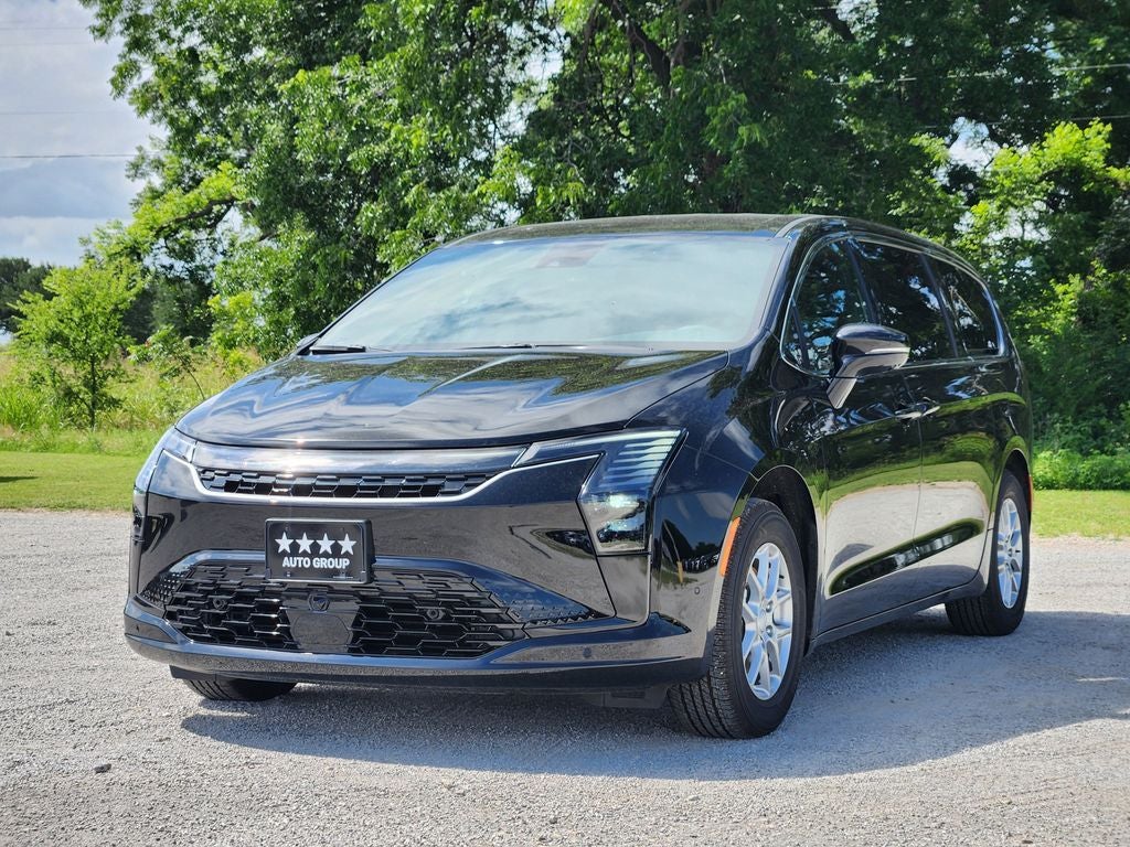 2027 Chrysler Pacifica PACIFICA SELECT