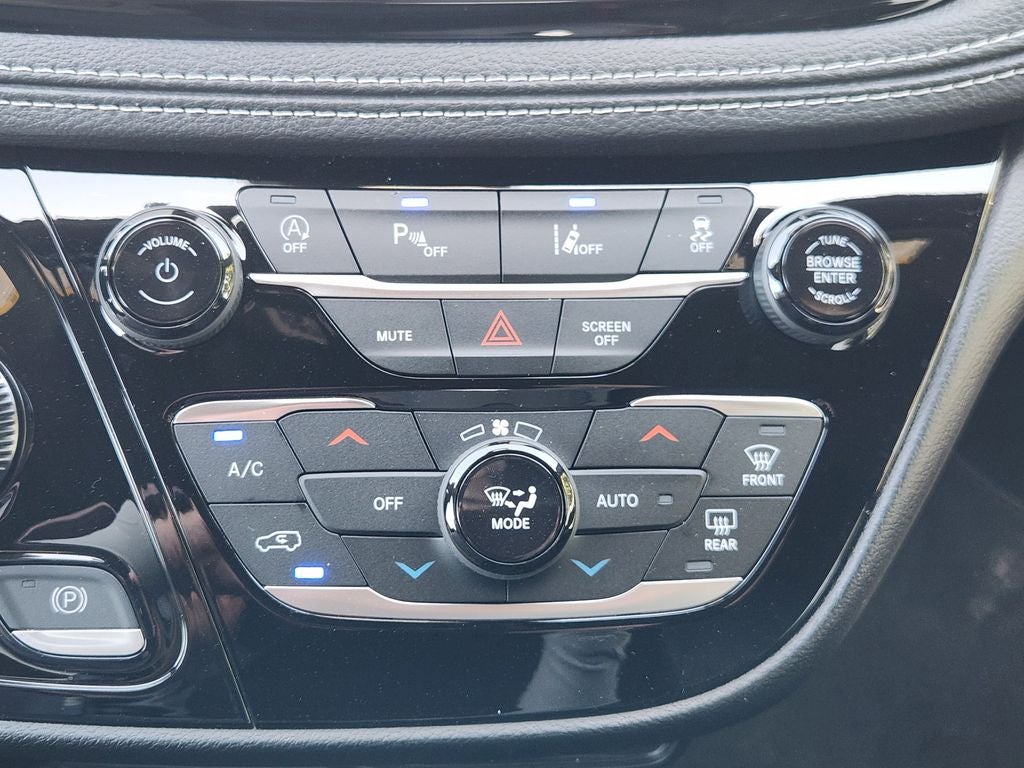 2027 Chrysler Pacifica PACIFICA SELECT