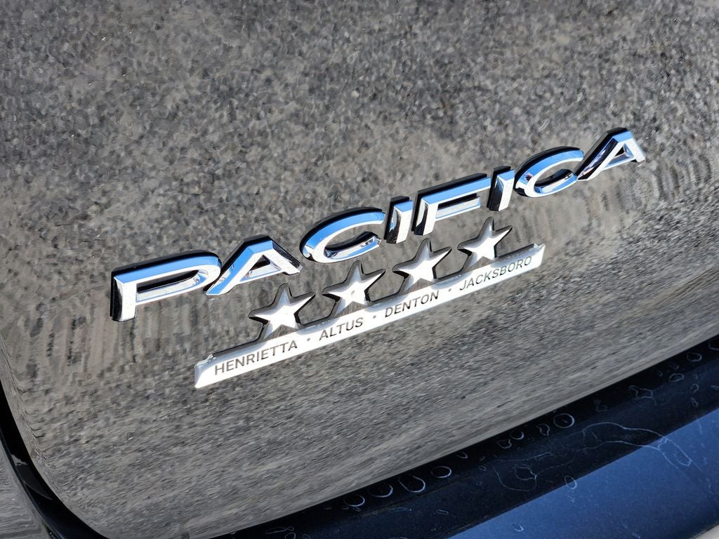 2027 Chrysler Pacifica PACIFICA SELECT