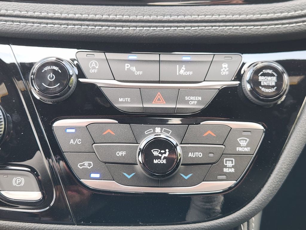 2027 Chrysler Pacifica PACIFICA LIMITED