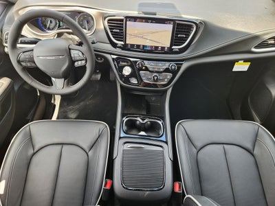 2027 Chrysler Pacifica PACIFICA LIMITED