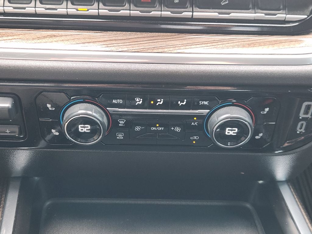2025 Chevrolet Silverado 2500HD 4WD Crew Cab Standard Bed LT