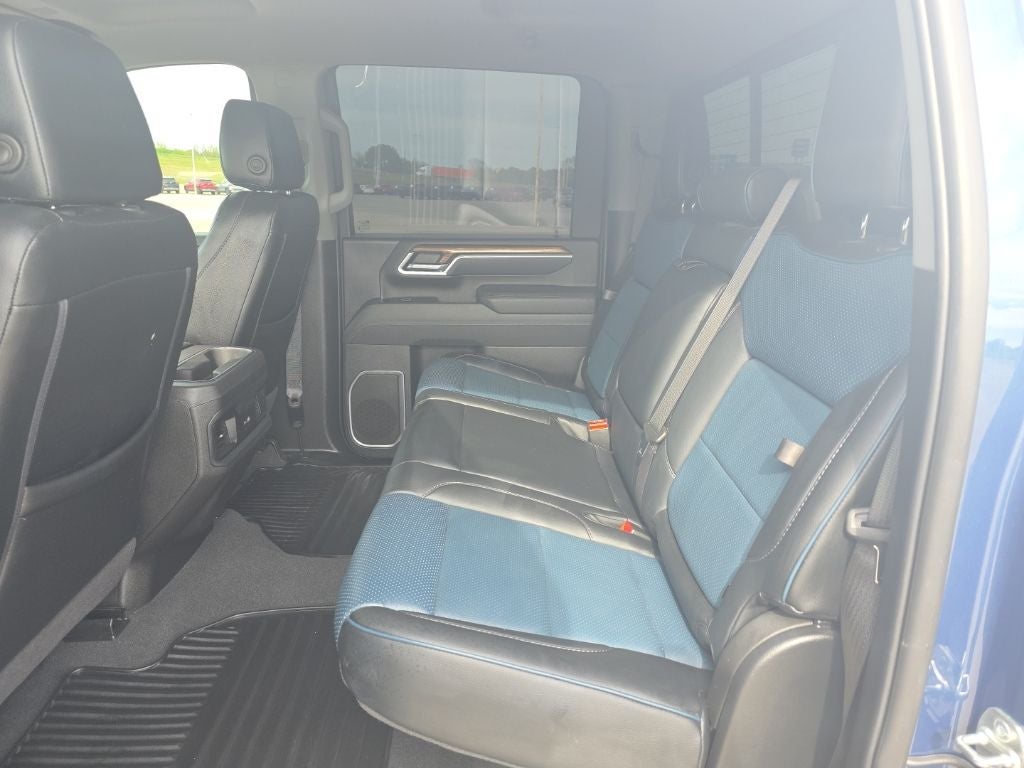 2025 Chevrolet Silverado 2500HD 4WD Crew Cab Standard Bed LT