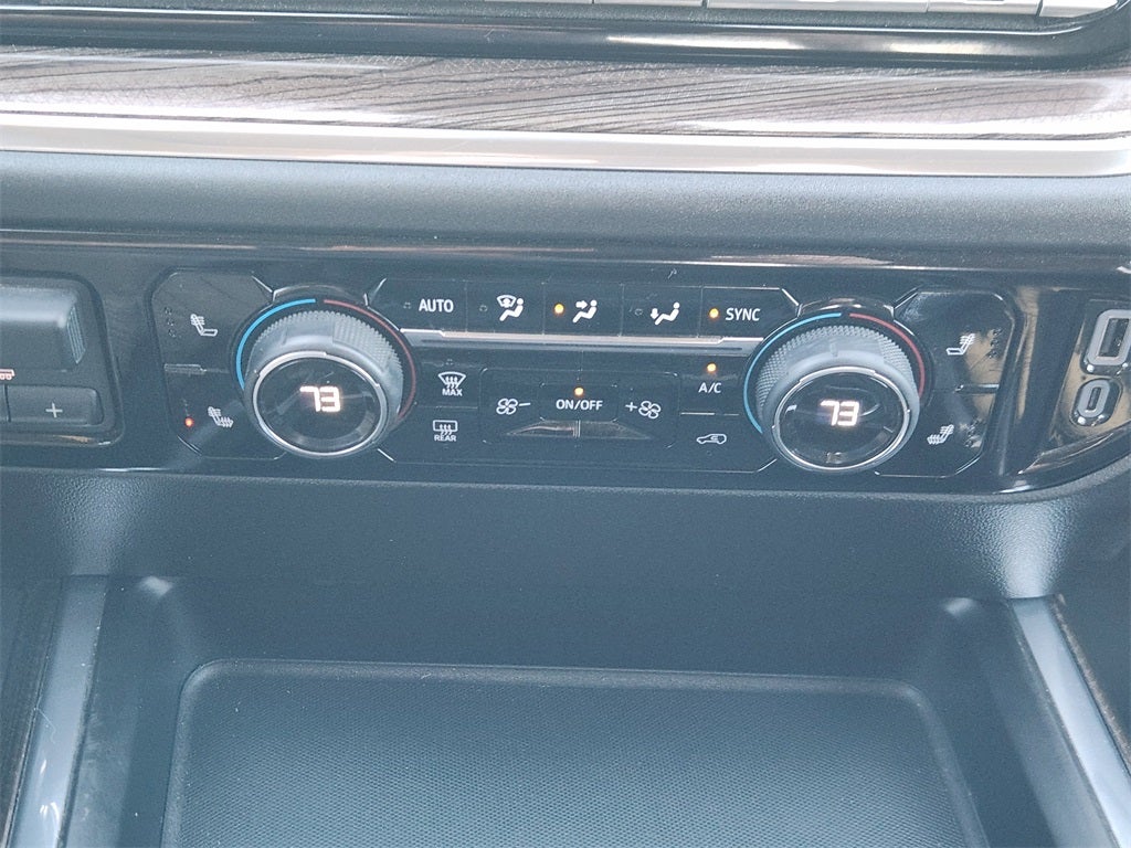 2025 Chevrolet Silverado 2500HD 4WD Crew Cab Standard Bed LT