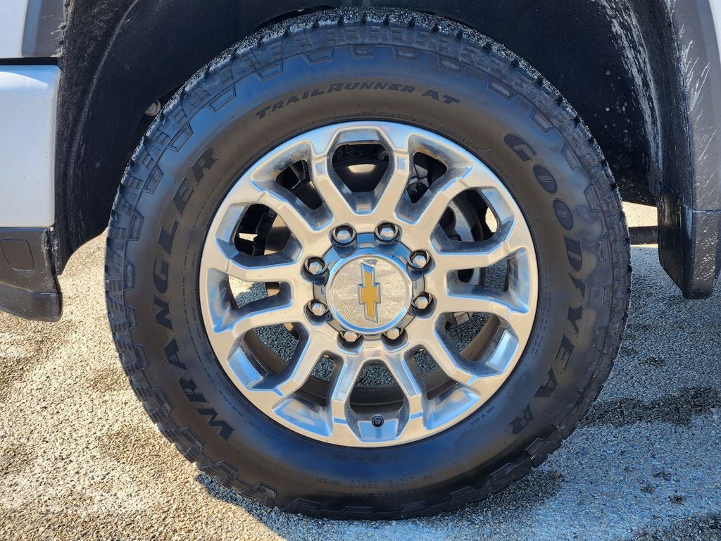 2025 Chevrolet Silverado 2500HD 4WD Crew Cab Standard Bed LTZ