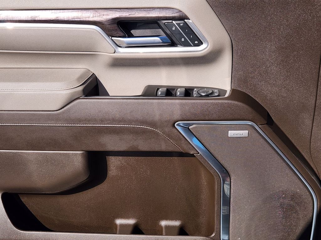 2025 Chevrolet Silverado 2500HD 4WD Crew Cab Standard Bed LTZ