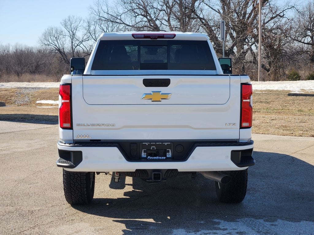 2025 Chevrolet Silverado 2500HD 4WD Crew Cab Standard Bed LTZ