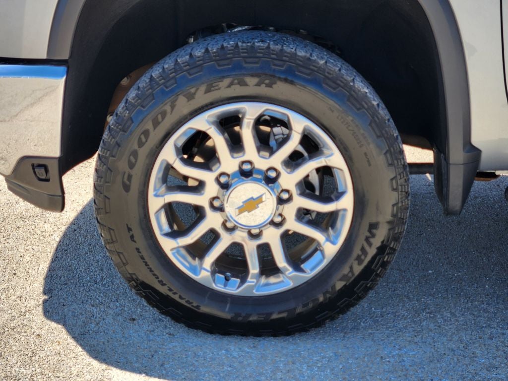 2025 Chevrolet Silverado 2500HD 4WD Crew Cab Standard Bed LTZ