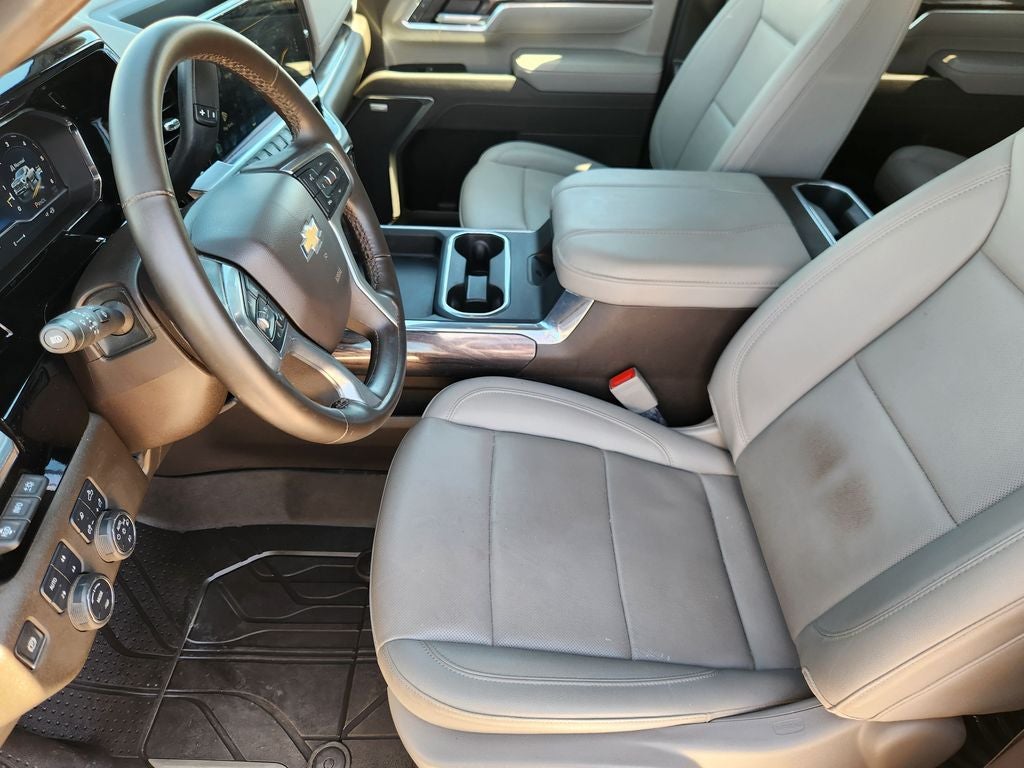 2025 Chevrolet Silverado 2500HD 4WD Crew Cab Standard Bed LTZ