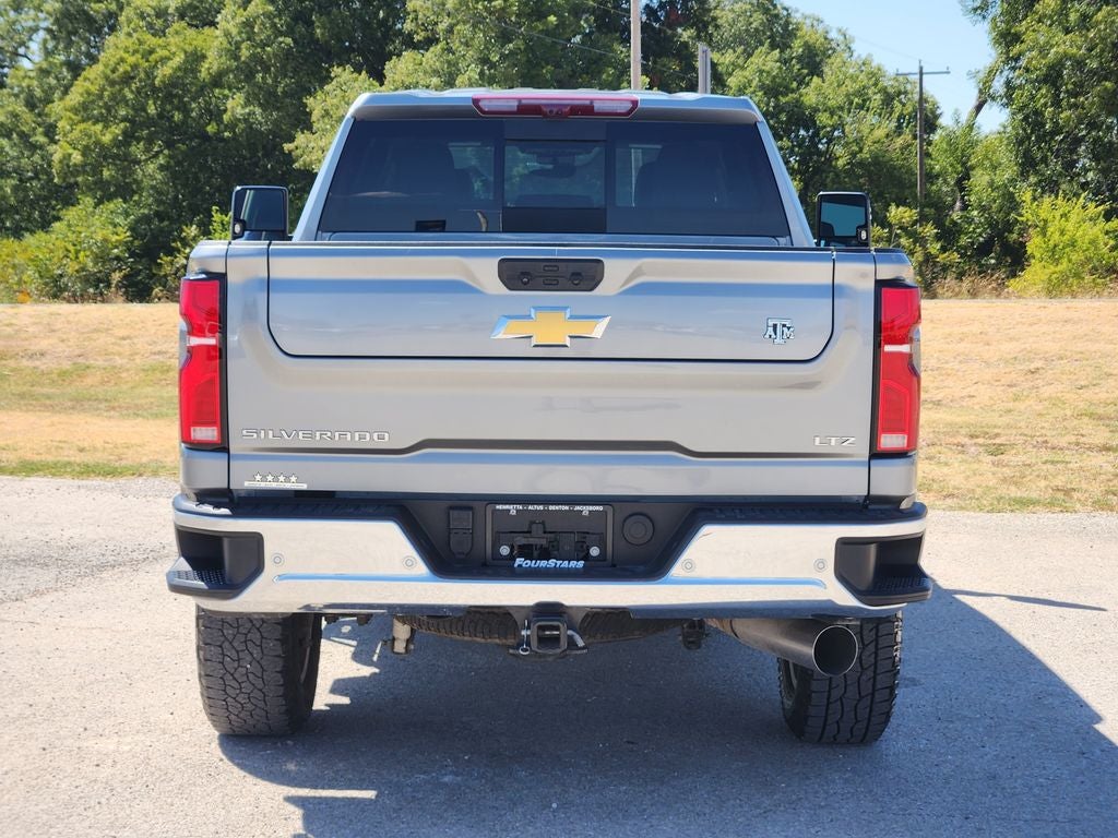 2025 Chevrolet Silverado 2500HD 4WD Crew Cab Standard Bed LTZ