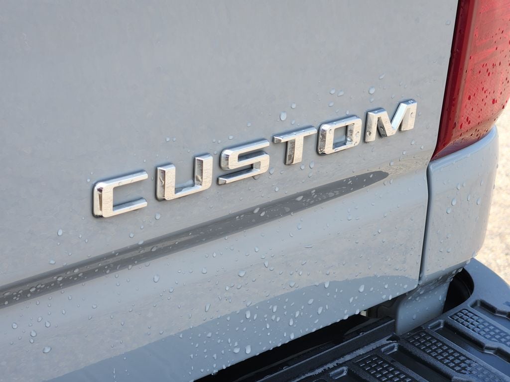 2024 Chevrolet Silverado 2500HD 4WD Crew Cab Standard Bed Custom