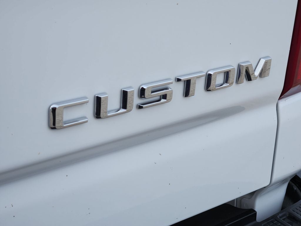 2024 Chevrolet Silverado 2500HD 4WD Crew Cab Standard Bed Custom