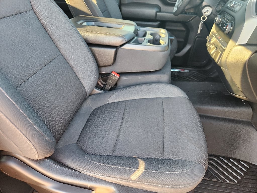 2022 Chevrolet Silverado 2500HD 4WD Crew Cab Standard Bed Custom