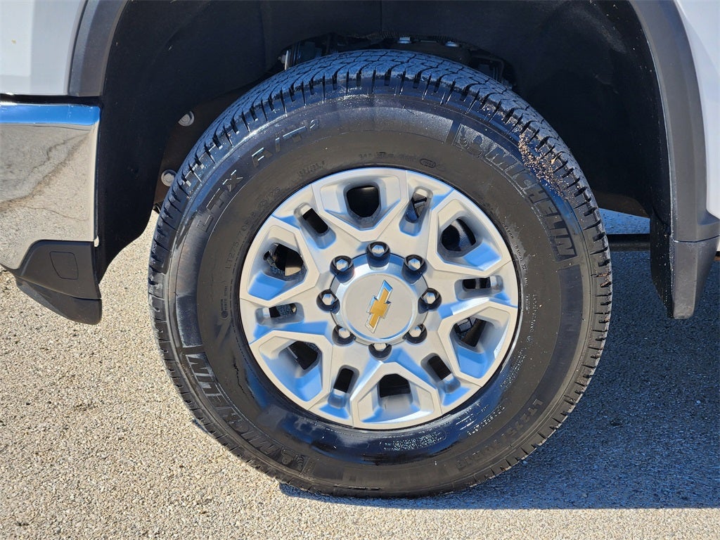 2024 Chevrolet Silverado 3500HD 4WD Crew Cab Standard Bed LT