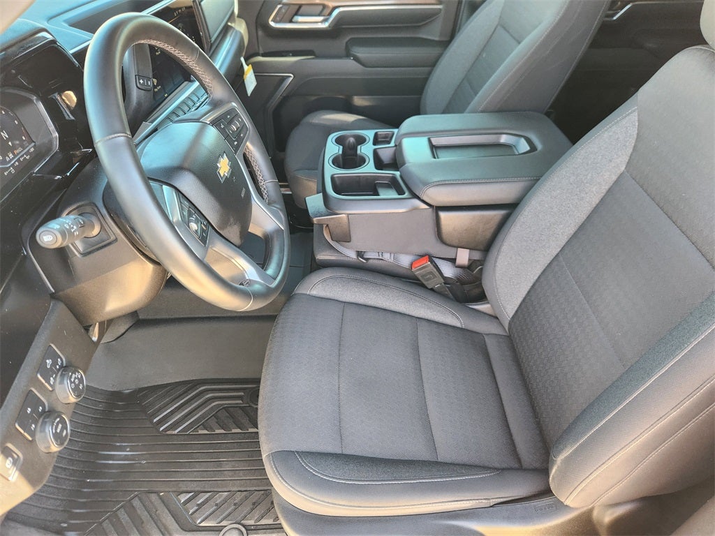 2024 Chevrolet Silverado 3500HD 4WD Crew Cab Standard Bed LT