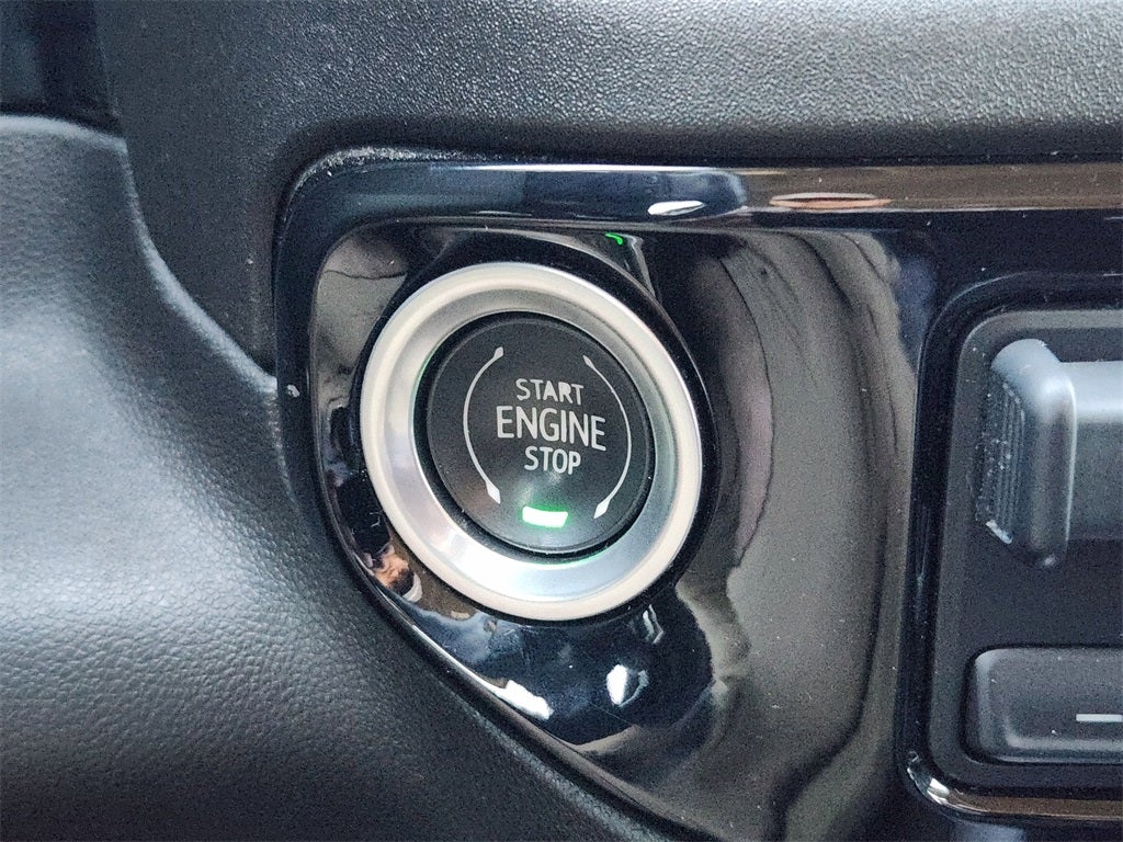 2022 Chevrolet Silverado 1500 2WD Crew Cab Short Bed LTZ