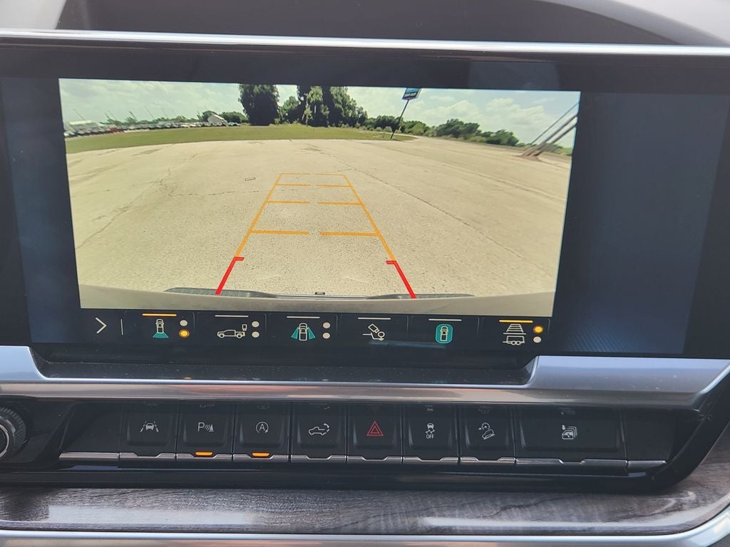 2023 Chevrolet Silverado 1500 4WD Crew Cab Short Bed LTZ