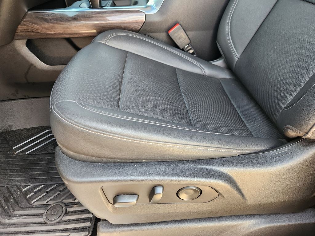 2023 Chevrolet Silverado 1500 4WD Crew Cab Short Bed LTZ