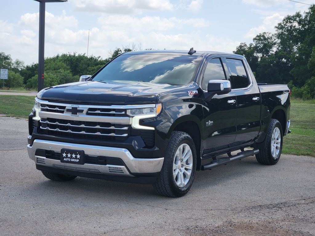 2023 Chevrolet Silverado 1500 4WD Crew Cab Short Bed LTZ