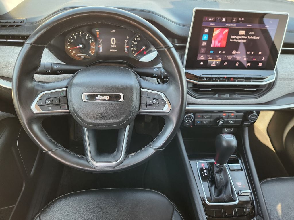 2022 Jeep Compass Latitude Lux 4x4