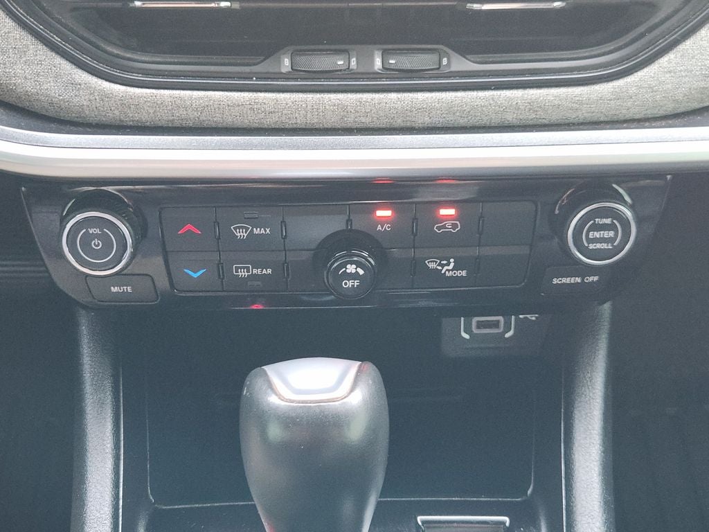 2024 Jeep Compass Latitude Lux FWD