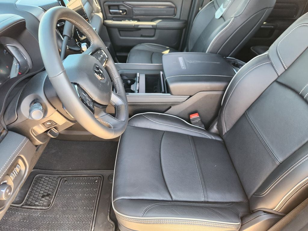 2024 RAM 3500 Limited Mega Cab 4x4 6'4' Box