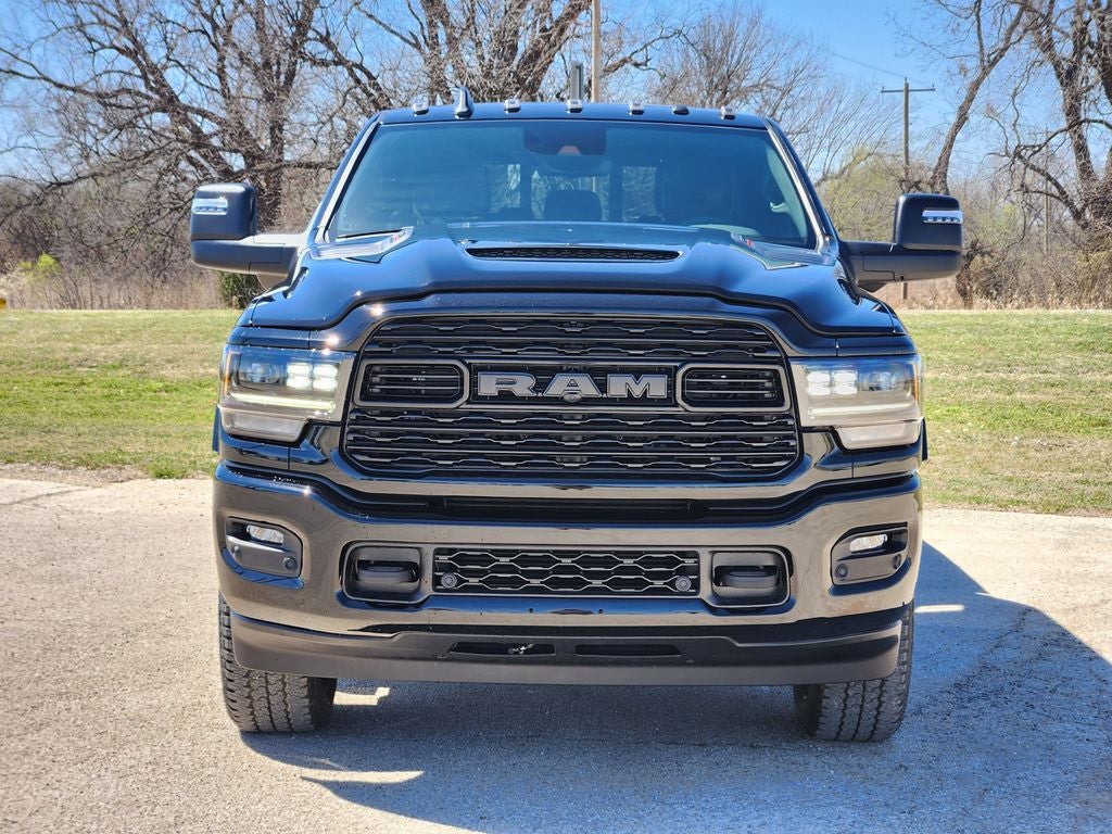 2024 RAM 3500 Limited Mega Cab 4x4 6'4' Box