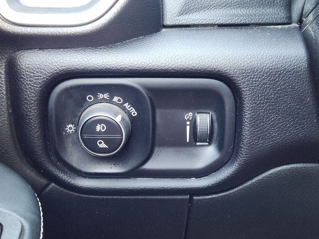 2025 RAM 2500 Lone Star Crew Cab 4x4 6'4' Box